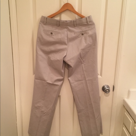 Dockers Khaki Dress pant - Picture 3 of 5